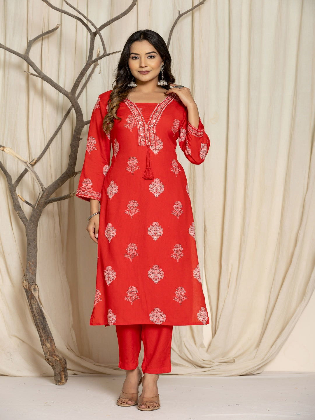 Floral Print Rayon Straight Kurta Set with Trousers & Dupatta