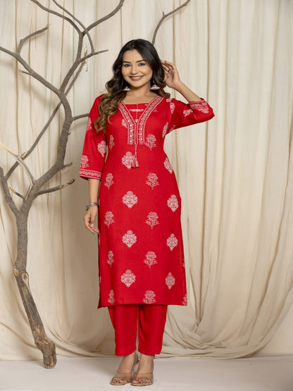 Floral Print Rayon Straight Kurta Set with Trousers & Dupatta