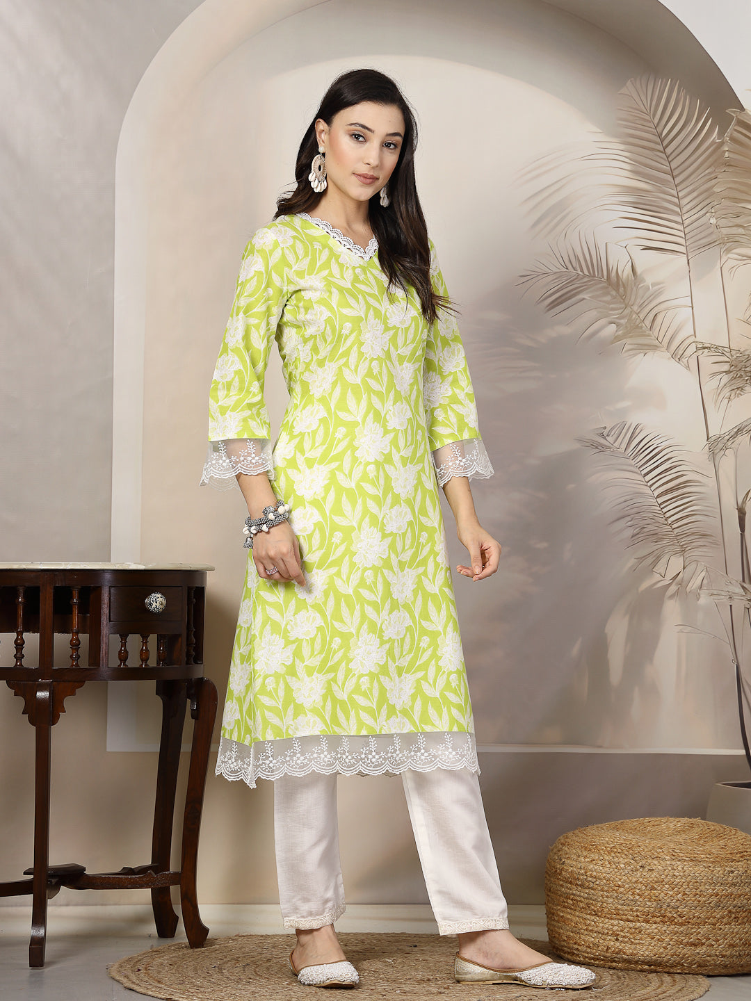 Green Floral Printed Cotton Straight Kurta