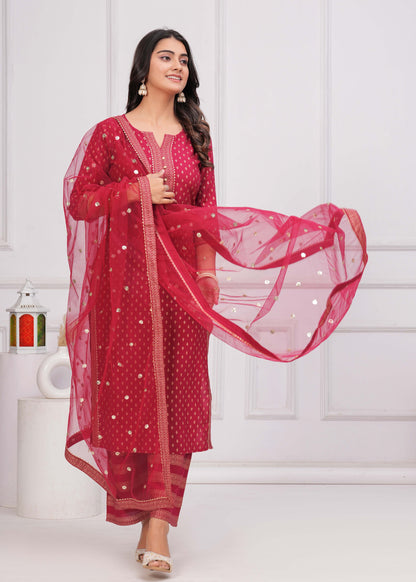 Pink Gold Printed Straight Kurta Set With Net Dupatta for Women