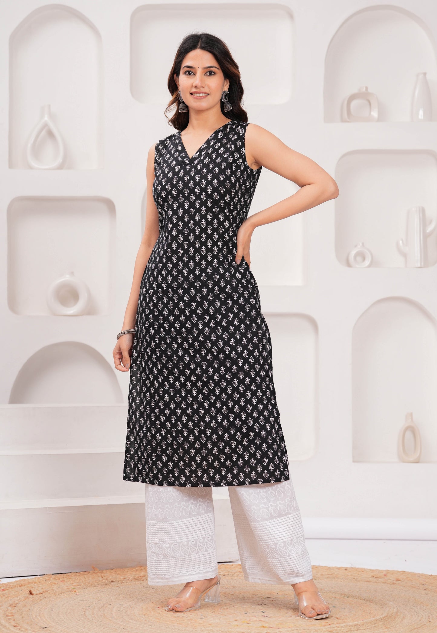 Black Printed Straight Sleeveless Kurta