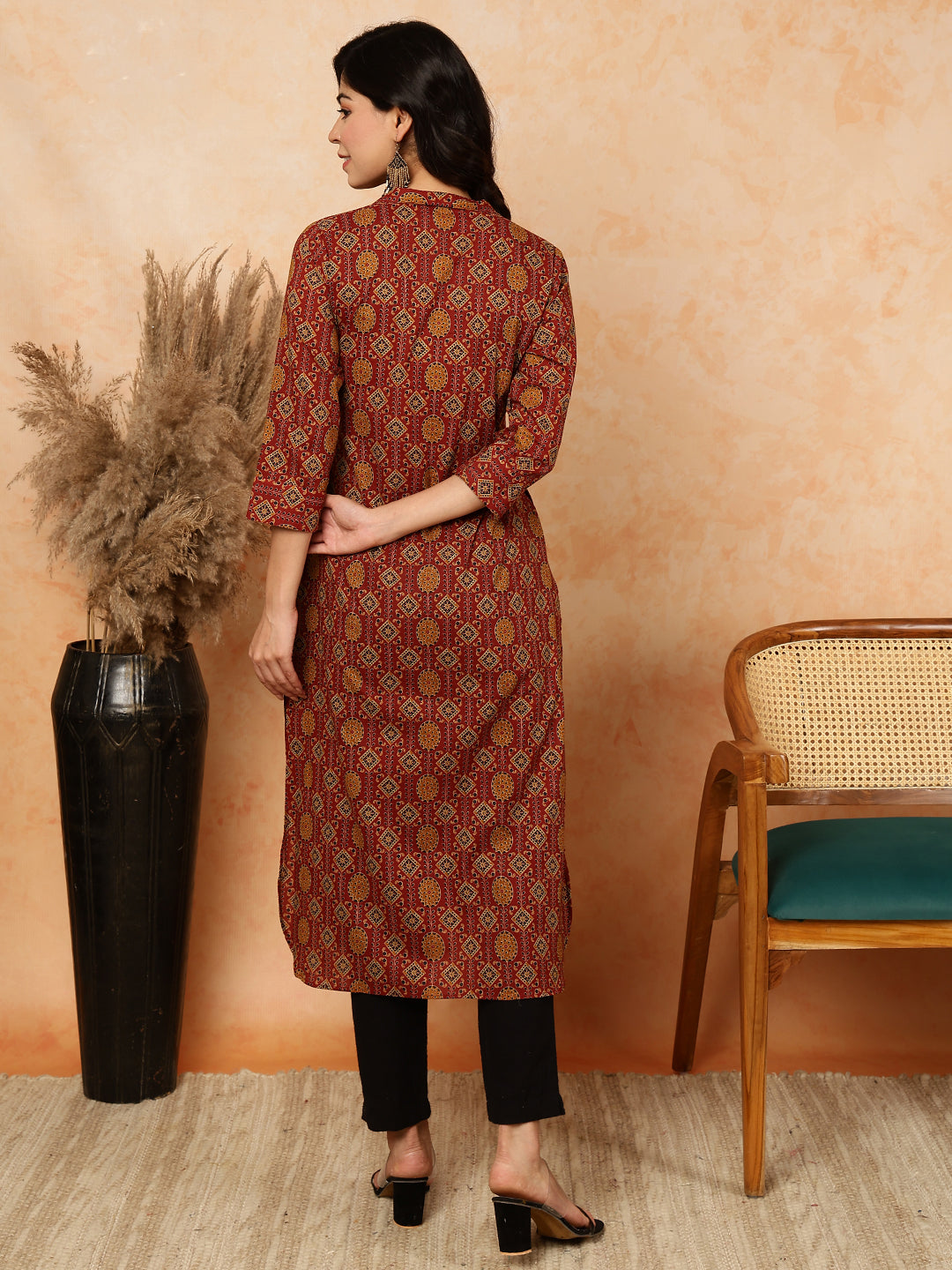 Rayon Calf Length Printed Straight 3/4 Sleeves Shirt Collar Kurta