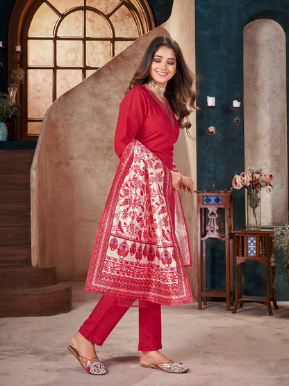 Red Solid & Embroidered Silk Straight Kurta Pant Dupatta Set