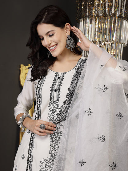 White Pakistani Solid & Embroidered Silk Blend Straight Kurta Pant Dupatta