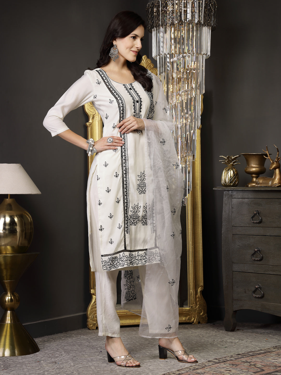 White Pakistani Solid & Embroidered Silk Blend Straight Kurta Pant Dupatta