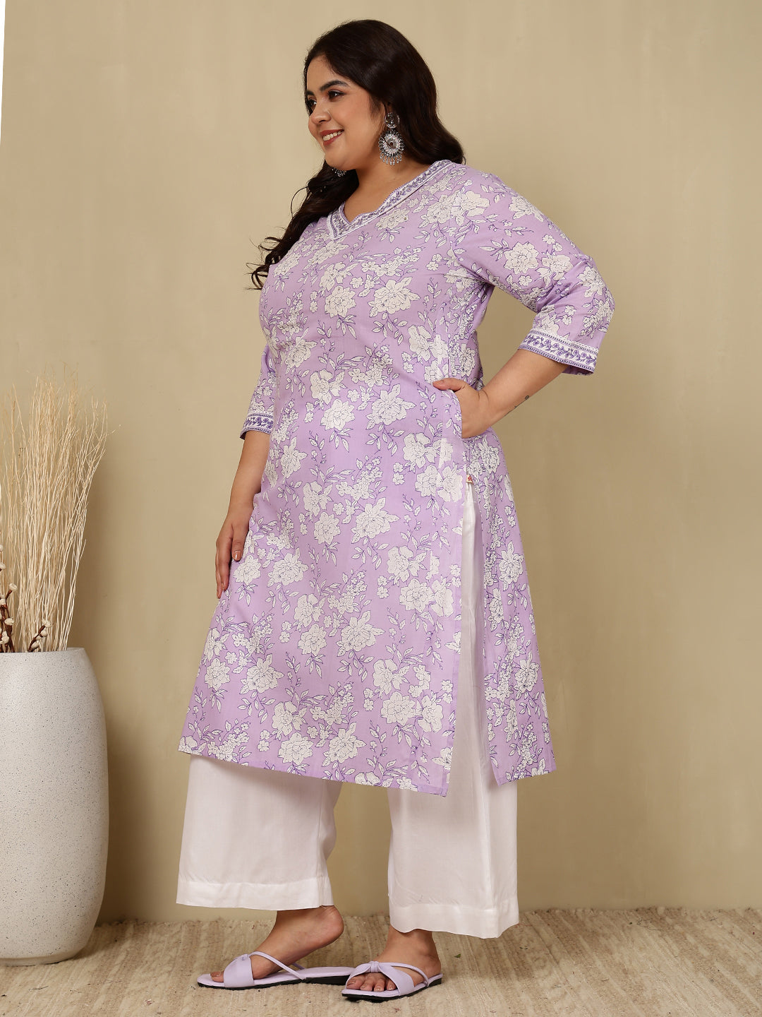 Cotton Calf Length Printed Straight 3/4 Sleeves V-Neck Kurta