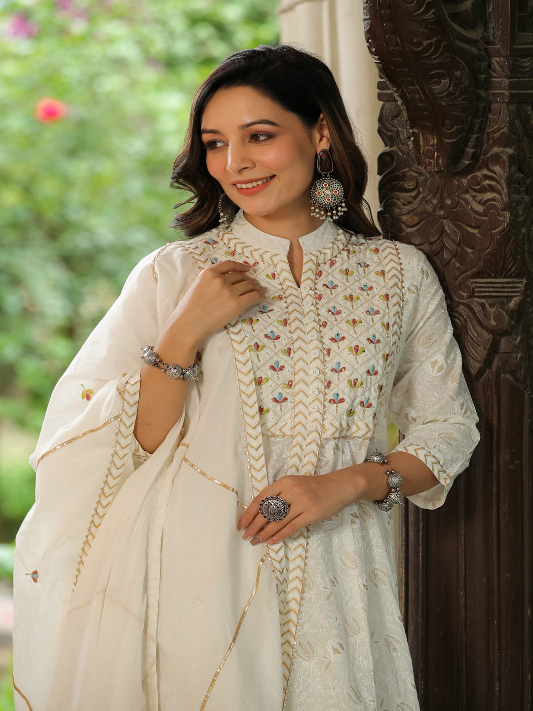 White Embroidered Cotton Suit Set