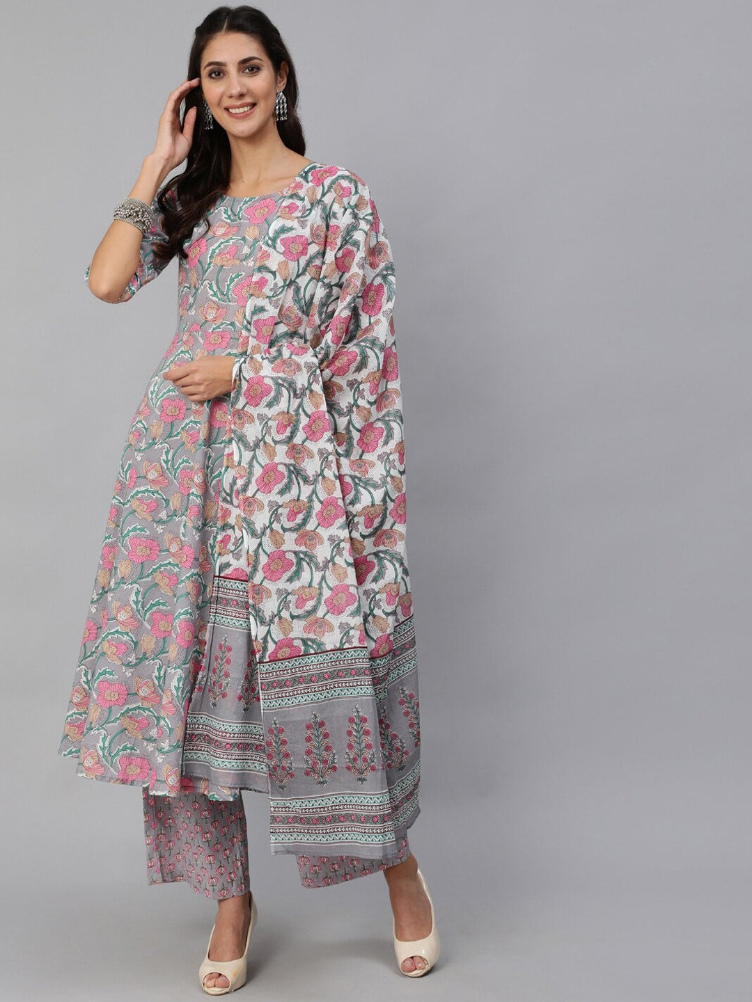 Women Grey Floral Printed Kurta Set With Palazo & Dupatta