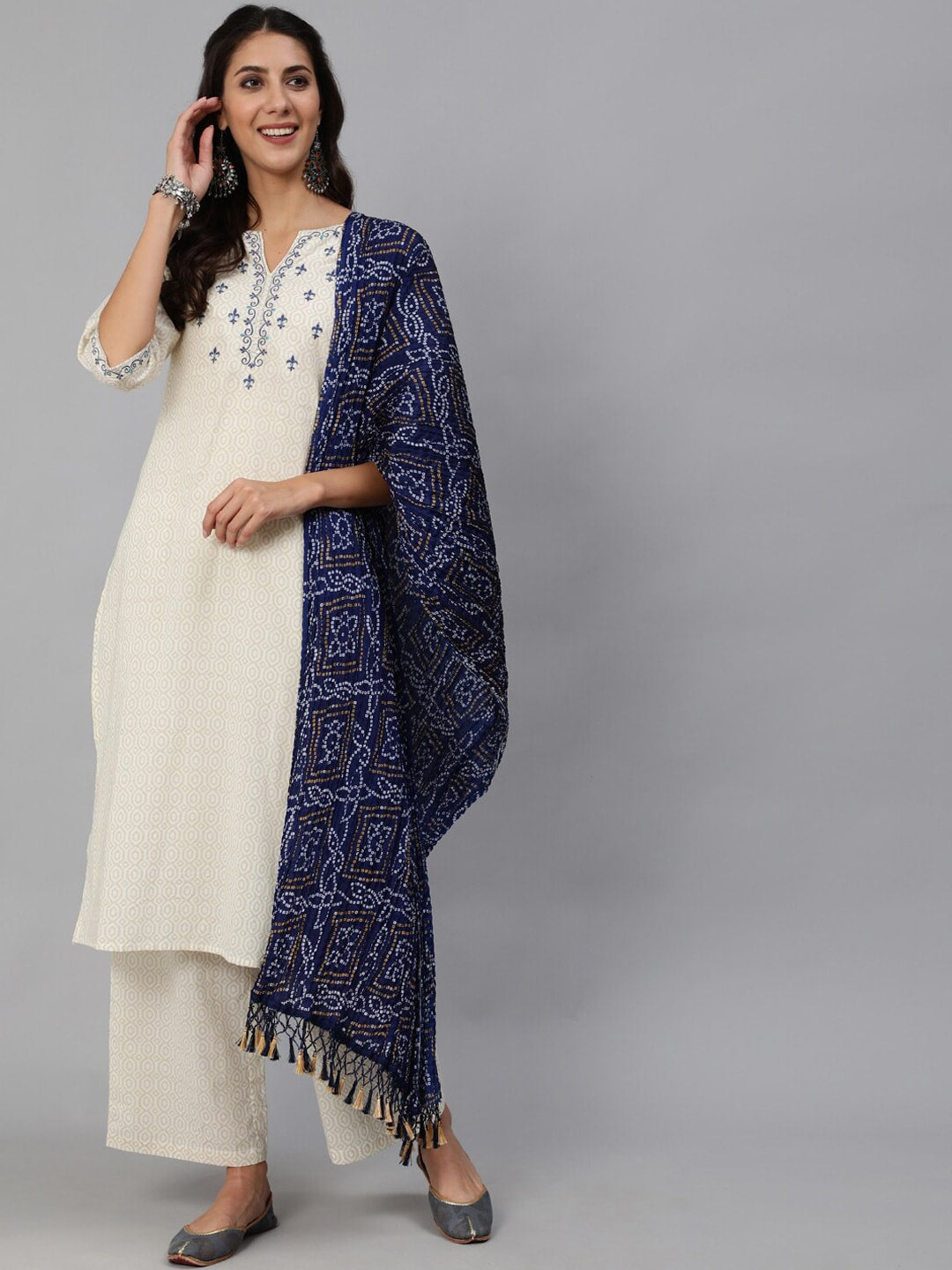 Women Cream & Blue Embroidered Straight Kurta Set With Plazo & Wrinkled Dupatta