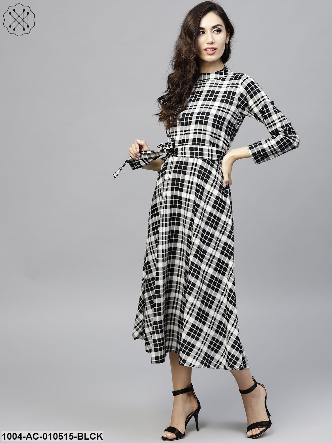 Black & White Checked Dress With Roll Collar And 3/4 Sleeves