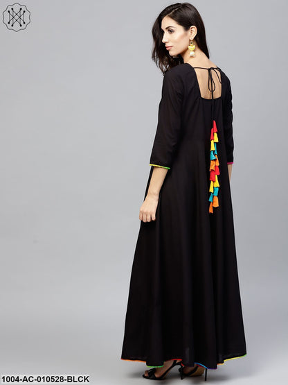 Black Maxi Dress With With Round Neck And 3/4 Sleeves