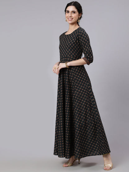 Green Ethnic Printed Flared Dress With Three Quarter Sleeves