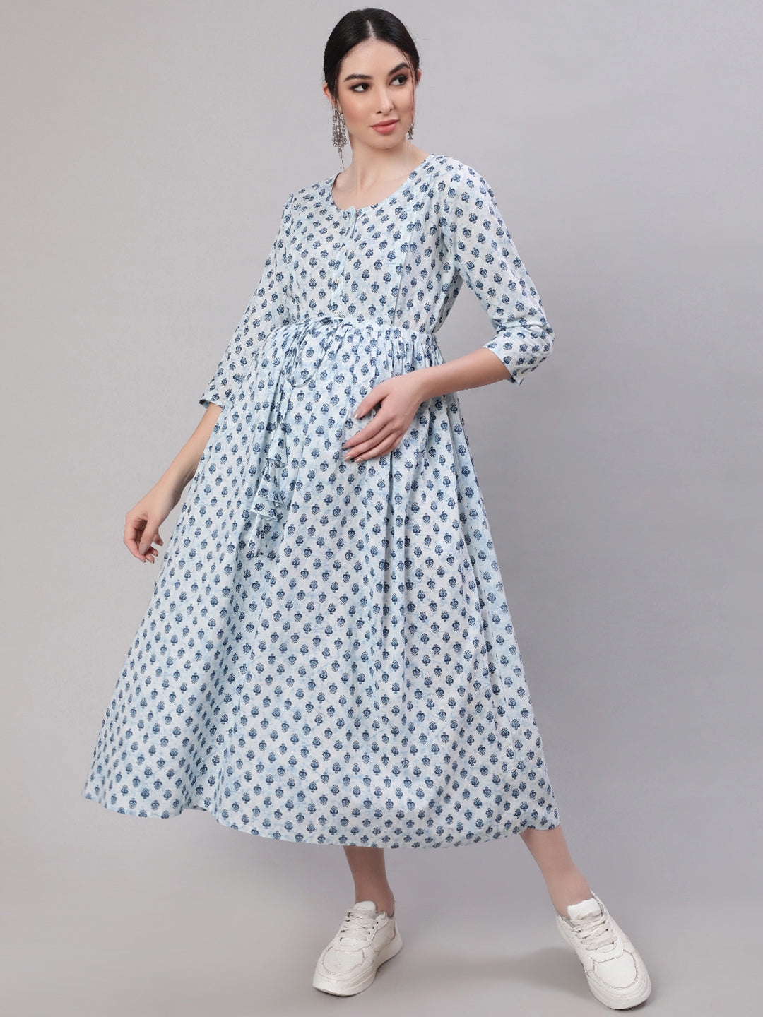 Women Off White & Blue Floral Printed Maternity Dress With Three Quarter Sleeves