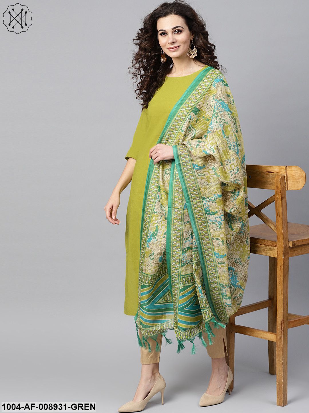 Solid Green Kurta Set With Beige Pant & Bhagalpur Printed Dupatta