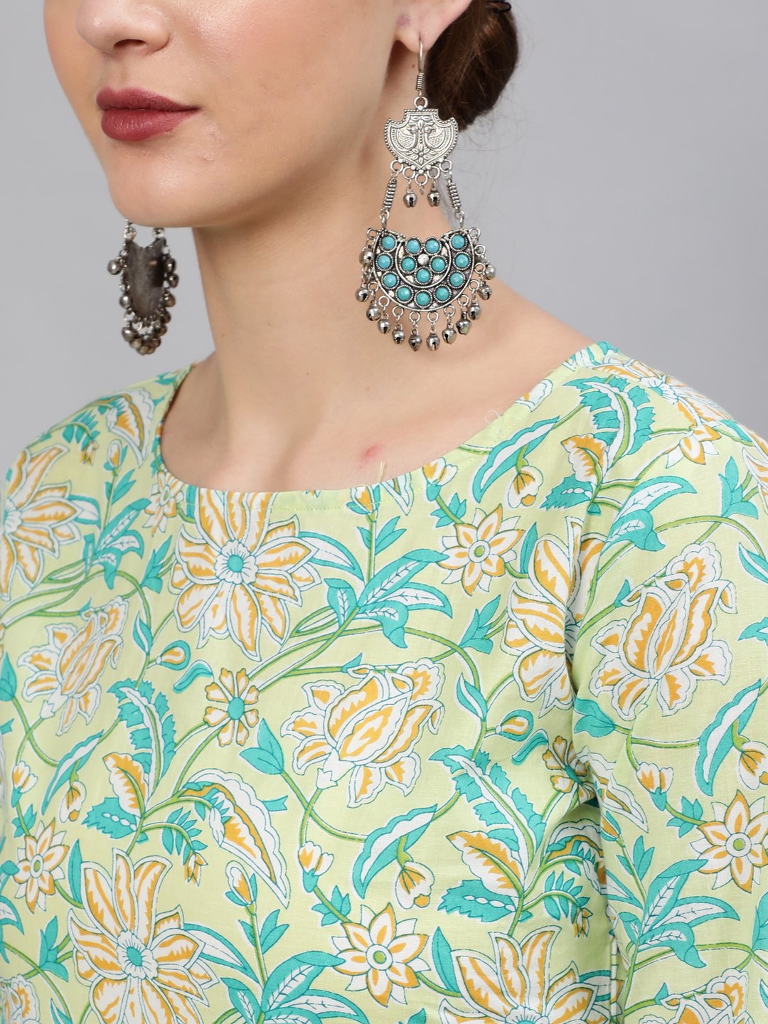 Women Green Floral Printed Straight Kurta With Plazo & Dupatta