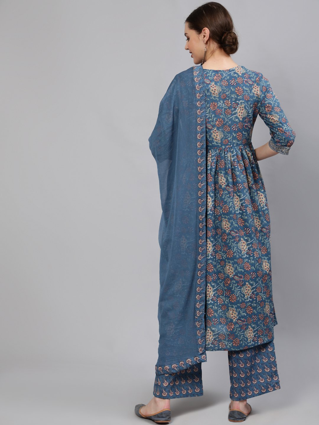 Women Blue Floral Printed Straight Kurta With Plazo & Dupatta