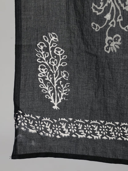 Women Black Printed Straight Kurta With Plazo & Dupatta