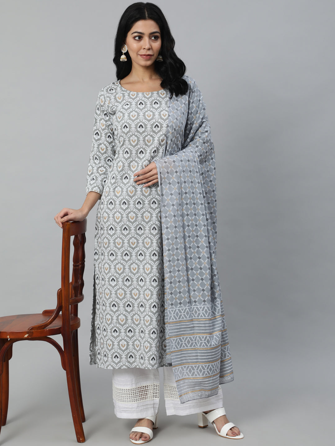 Women Grey Printed Straight Kurta With Plazo & Dupatta