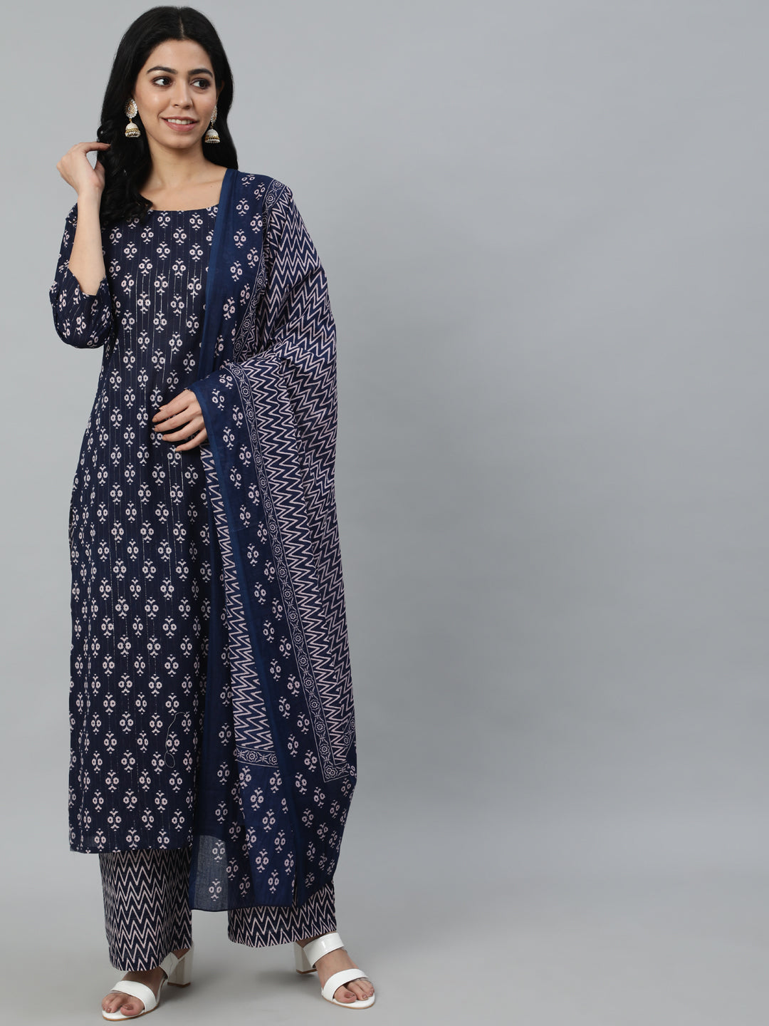 Women Navy Blue Printed Straight Kurta With Plazo & Dupatta