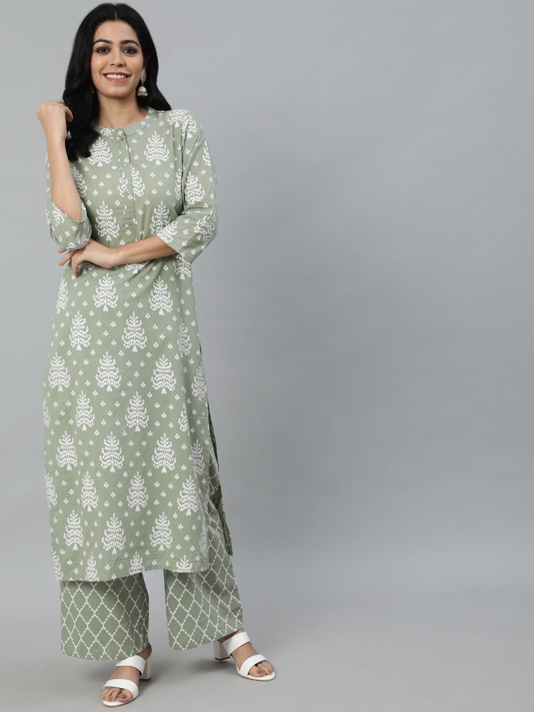 Women Sage Green Printed Straight Kurta With Plazo