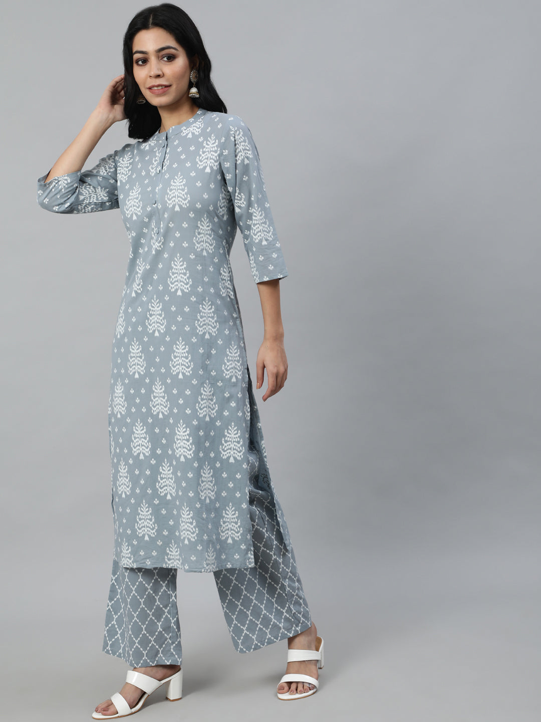 Women Grey Printed Straight Kurta With Plazo & Dupatta