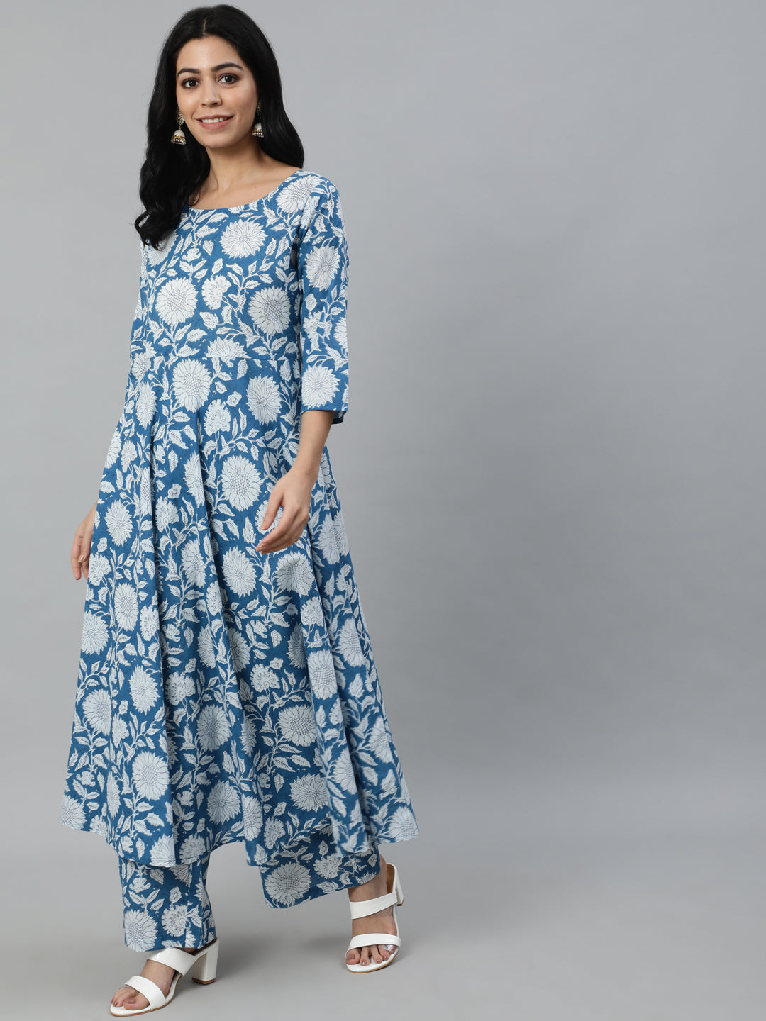 Women Blue Printed Flared Kurta With Trouser & Dupatta