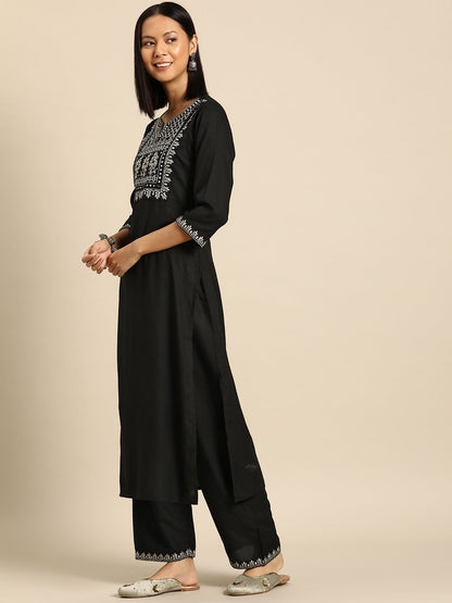 Women Black Embroidered Straight Kurta With Palazzo And Net Dupatta