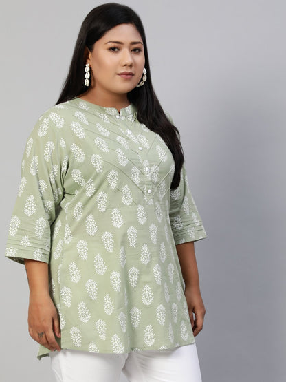 Women Sage Green Printed Tunic With Three Quarter Sleeves