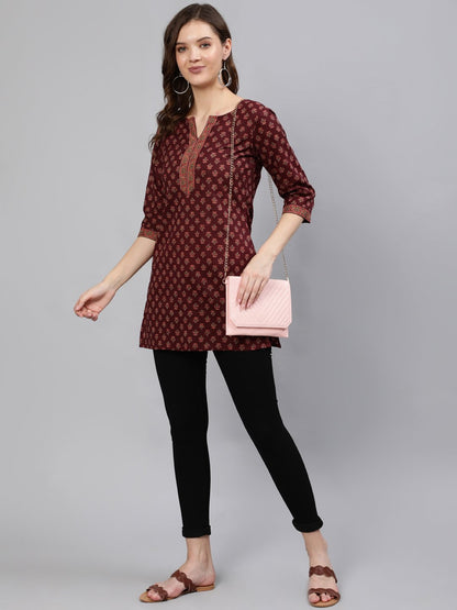 Women Burgundy Printed Tunic With Three Quarter Sleeves