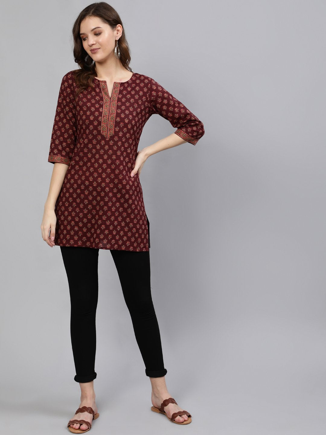 Women Burgundy Printed Tunic With Three Quarter Sleeves