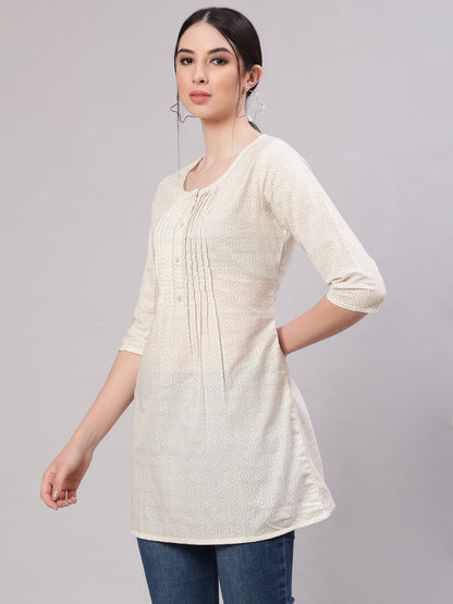 Women Cream Printed Straight Tunic With Three Quarter Sleeves