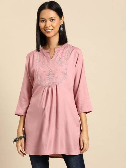 Women Mauve Embroidered Straight Tunic With Three Quarter Sleeves