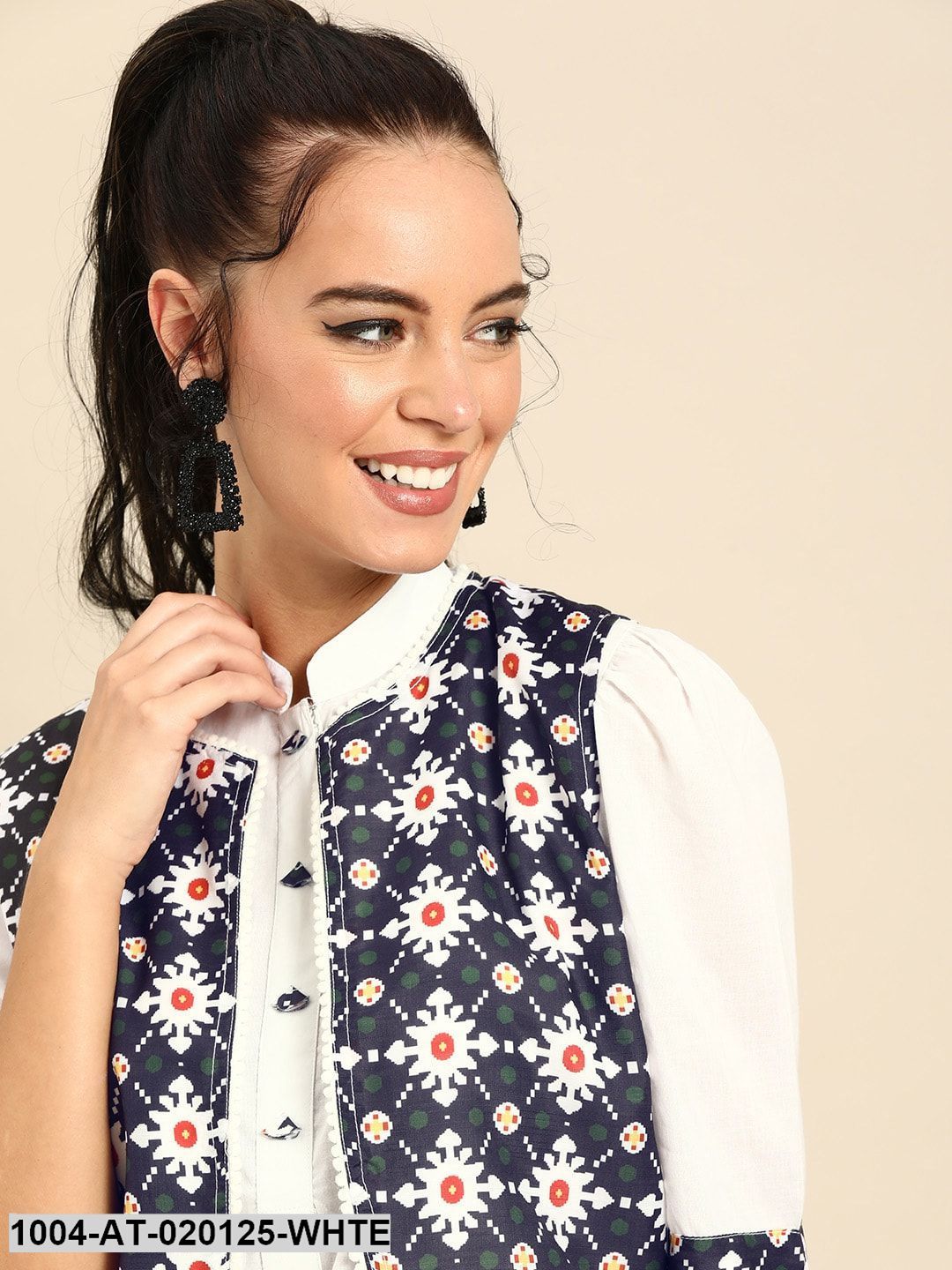 White & Navy Blue Solid Straight Kurta With Ethnic Jacket