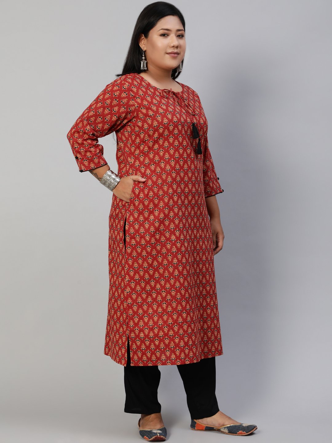 Women Red Kantha Printed Straight Kurta With Three Quarter Sleeves