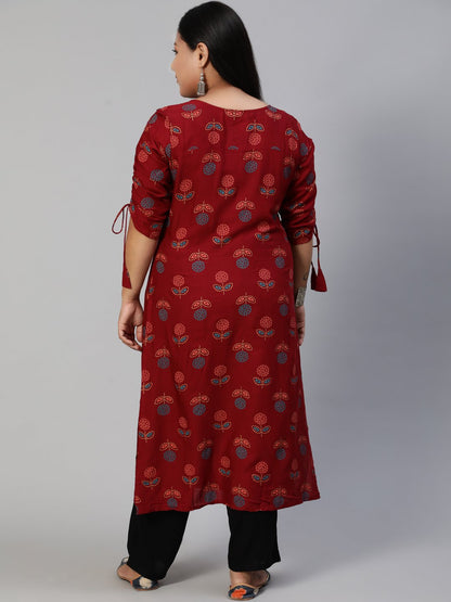 Women Maroon Printed Straight Kurta With Three Quarter Sleeves