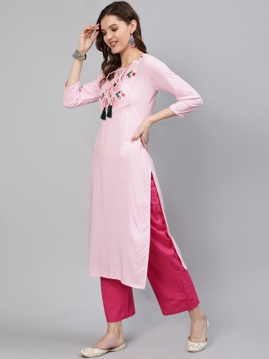 Women Pink Embroidered Straight Kurta With Three Quarter Sleeves