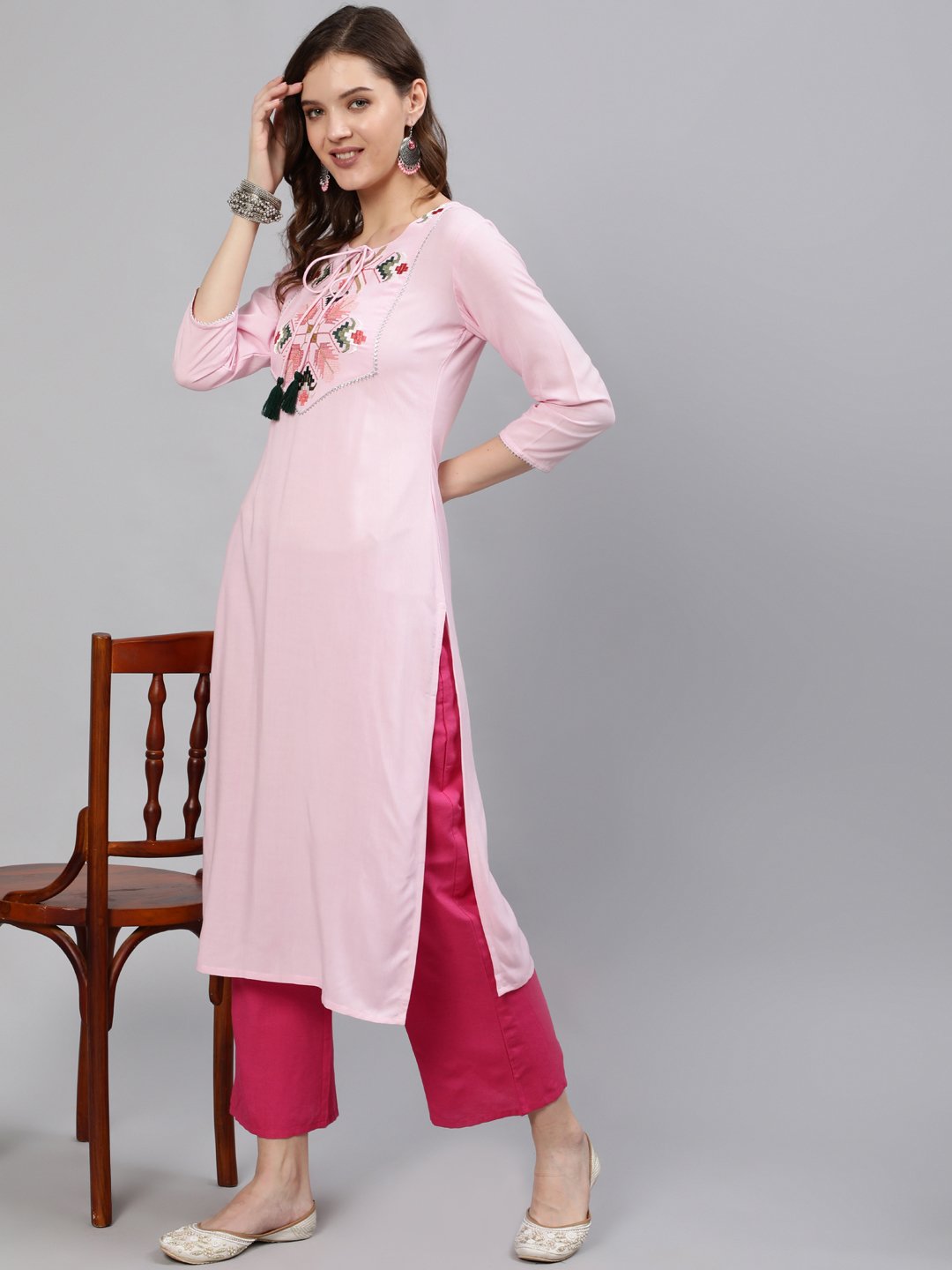 Women Pink Embroidered Straight Kurta With Three Quarter Sleeves