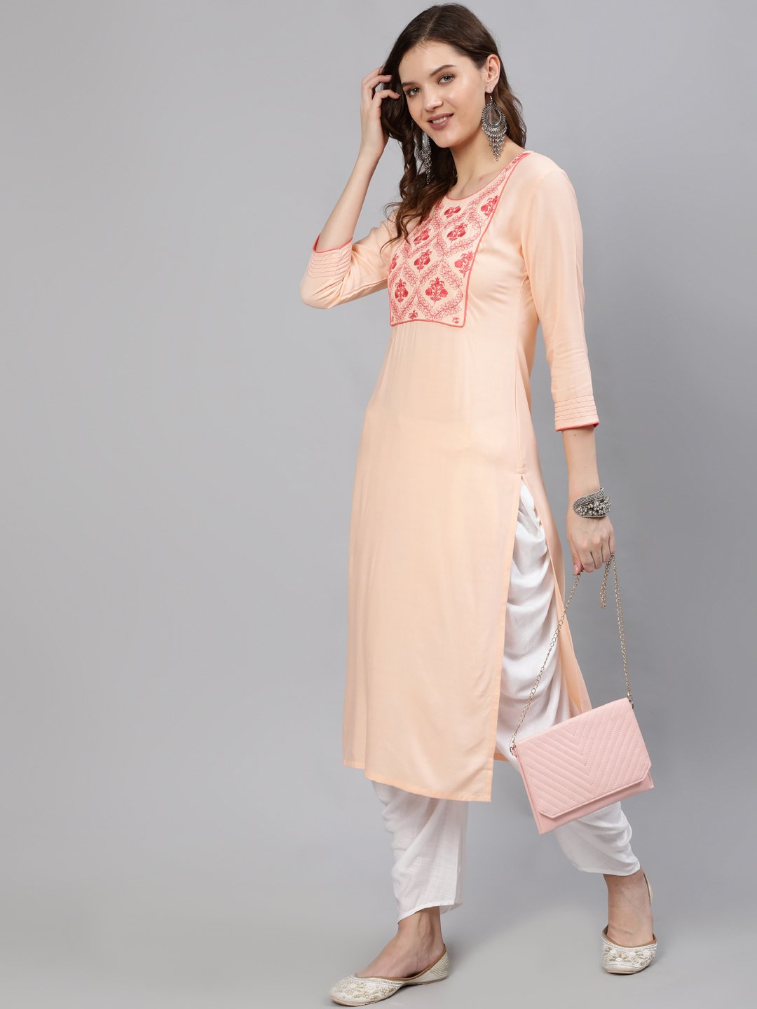 Women Peach Embroidered Straight Kurta With Three Quarter Sleeves