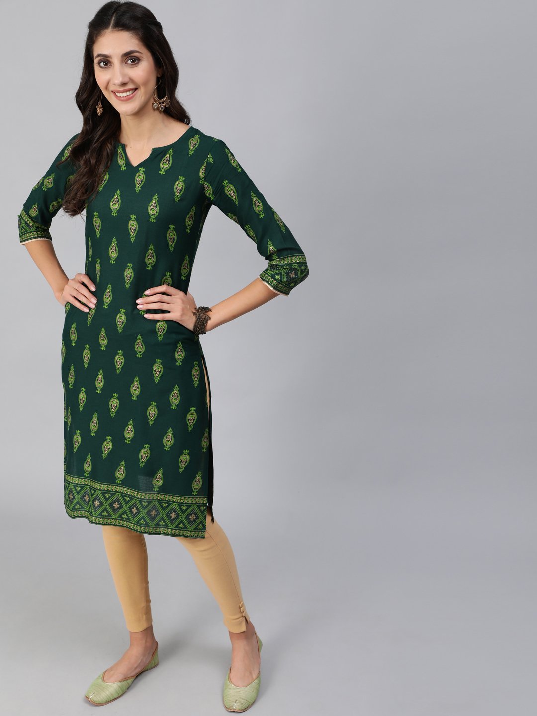 Women Green Ethnic Printed Straight Kurta With Three Quarter Sleeves