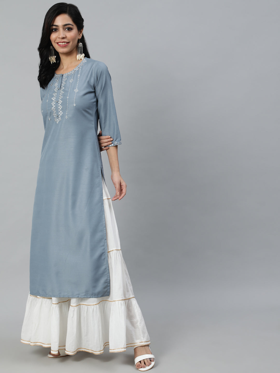 Women Grey Mirror Work Embroidered Straight Kurta With Three Quarter Sleeves