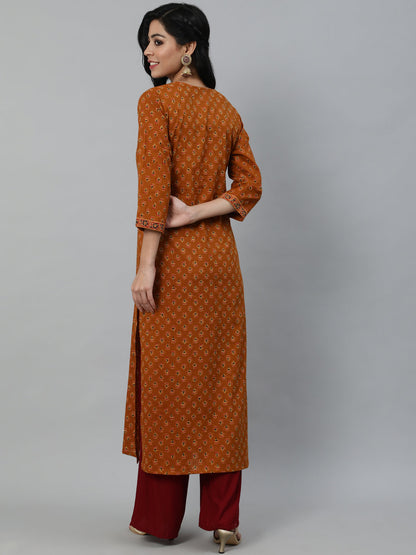 Women Mustrad Ethnic Printed Straight Kurta with Three Quarter Sleeves