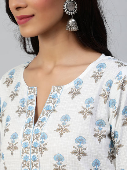 Women Off White Printed Straight Kurta With Three Quarter Sleeves