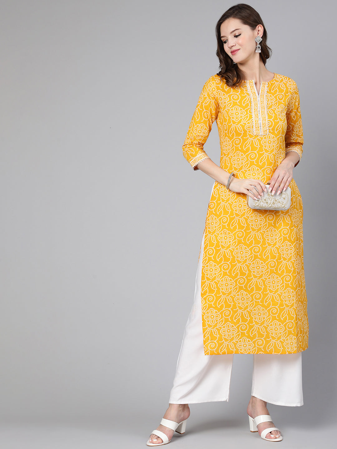 Yellow Bandhani Printed Straight Kurta With Three Quarter Sleeves