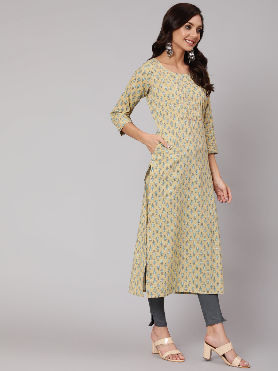 Yellow Thread Work Printed Straight Kurta With Three Quarter Sleeves