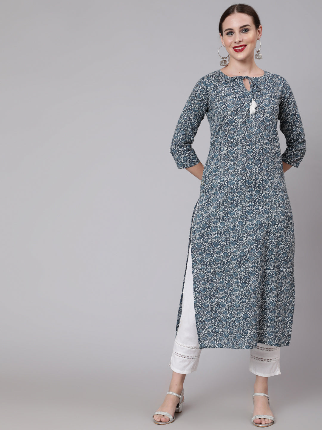 Blue Paisley Printed Straight Kurta With Three Quarter Sleeves