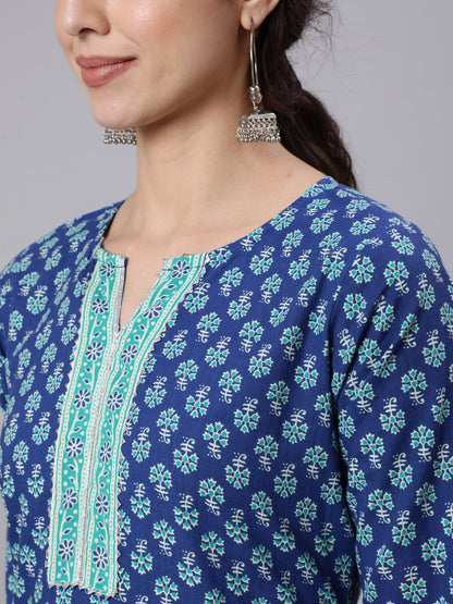 Blue Printed Straight kurta With Three Quarter Sleeves