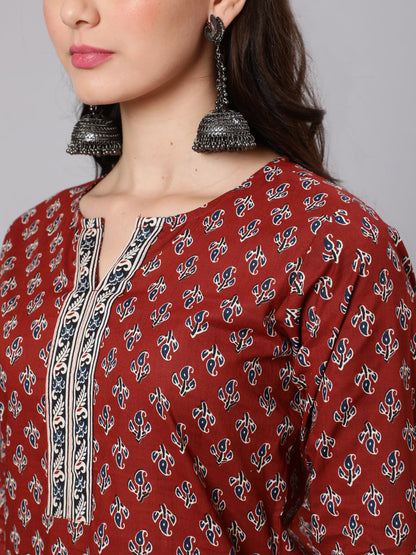 Maroon Ethnic Printed Straight Kurta With Three Quarter Sleeves