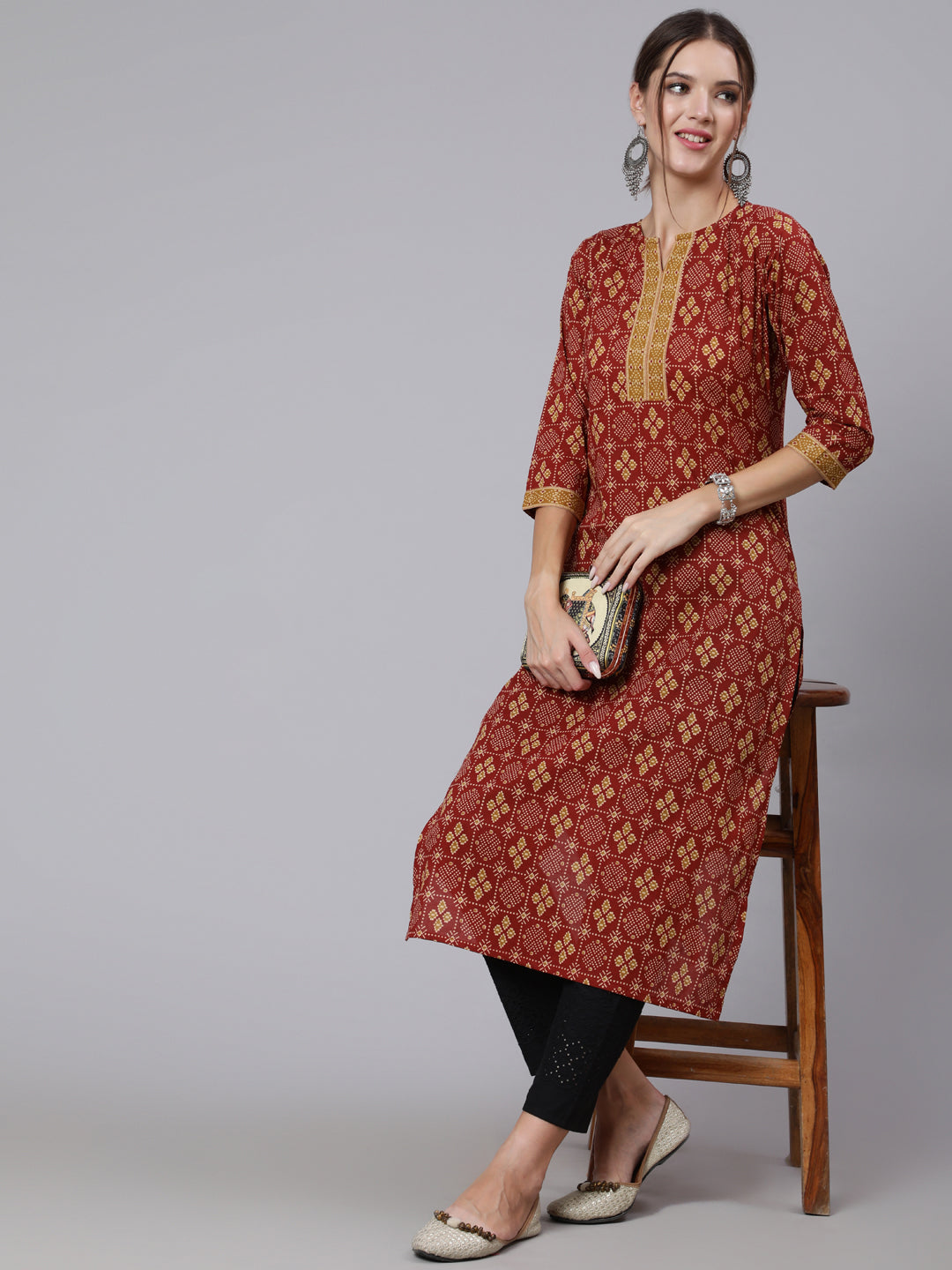 Maroon Printed straight kurta with three quarter sleeves