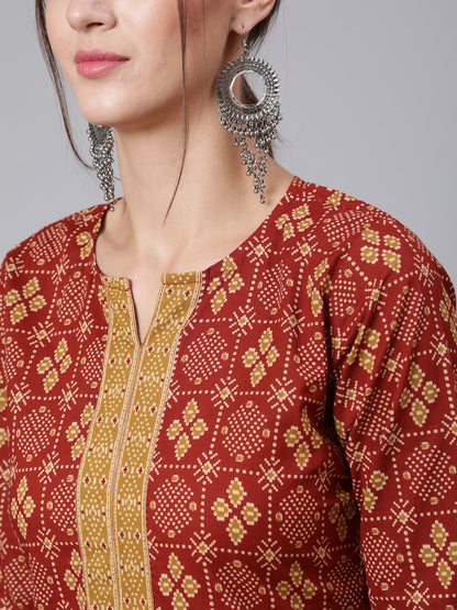 Maroon Printed straight kurta with three quarter sleeves