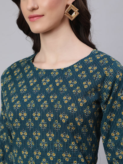 Women Teal Blue Printed straight Kurta With three quarter sleeves